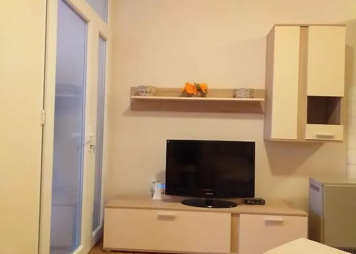 Viogorska 16 아파트